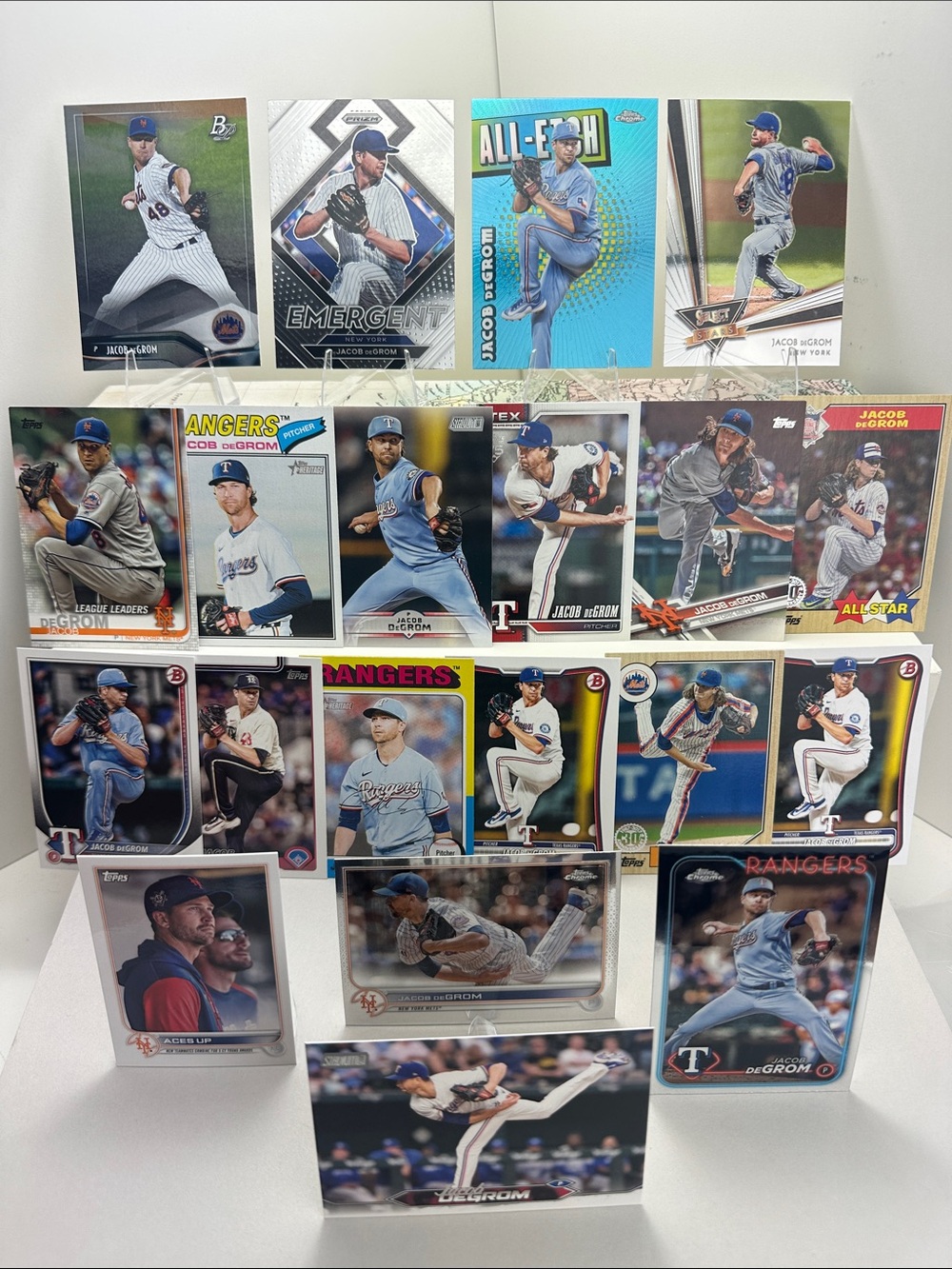 Jacob DeGrom lot of 20 (Mets, Rangers) w/ new 26’ Topps, Bowman & Heritage cards